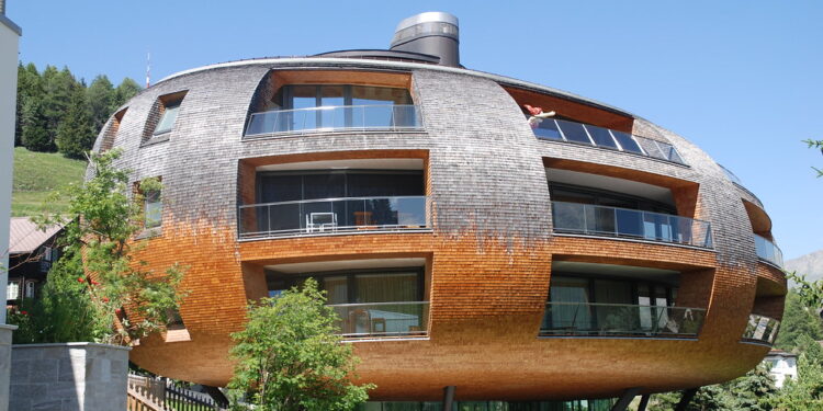 Chesa Futura, St Moritz - Norman Foster | RealEstateMarket