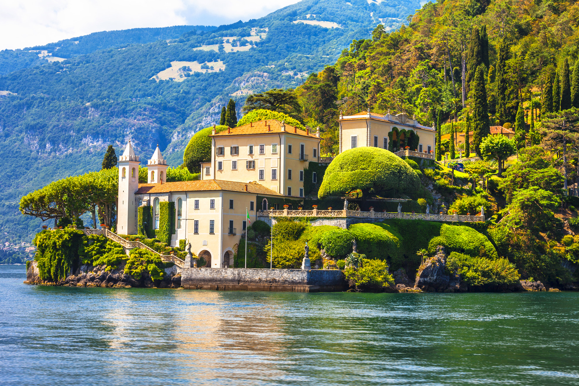 Lake Como Italy | RealEstateMarket