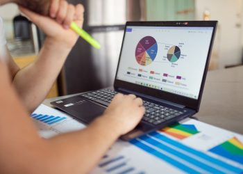 Featured image for: How to Perform a Comparative Market Analysis (CMA) for Investment Properties